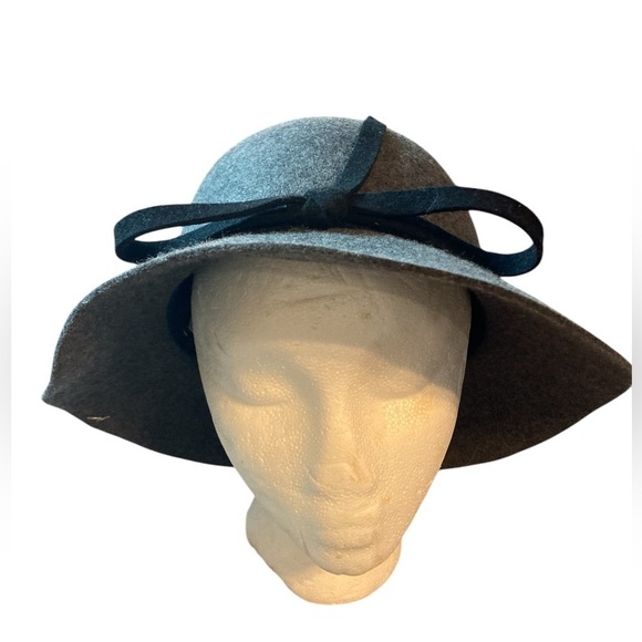 Scala Hat Handmade 100% Wool Gray W/Black Ribbon One Size NWT - Picture 2 of 7
